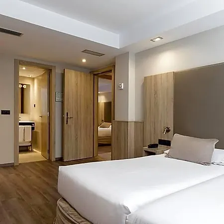 Civera Hotel 3*